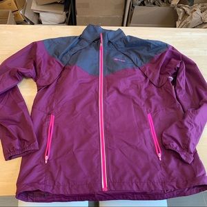SUGOI Windbreaker